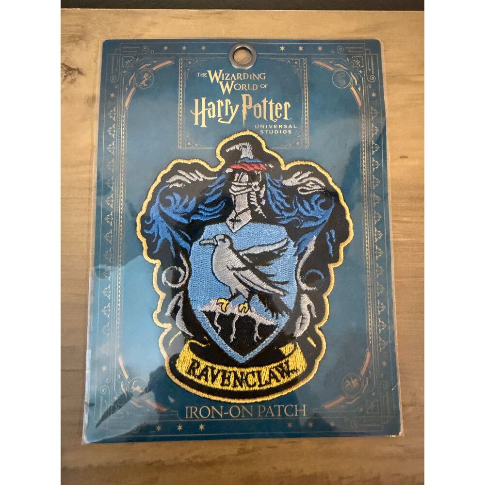 NEW Ravenclaw Crest PATCH Universal Wizarding World Of Harry Potter